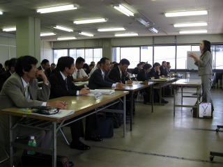 講演の様子の写真2