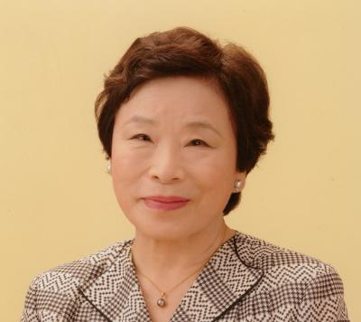 奥田小由女氏