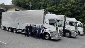 高田通商有限会社 トラック