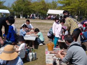 42-(広島市)01-2 森のクラフトづくり