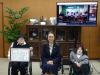 平川教育長と生徒