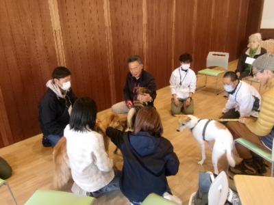 交流会３　フリートークの様子１