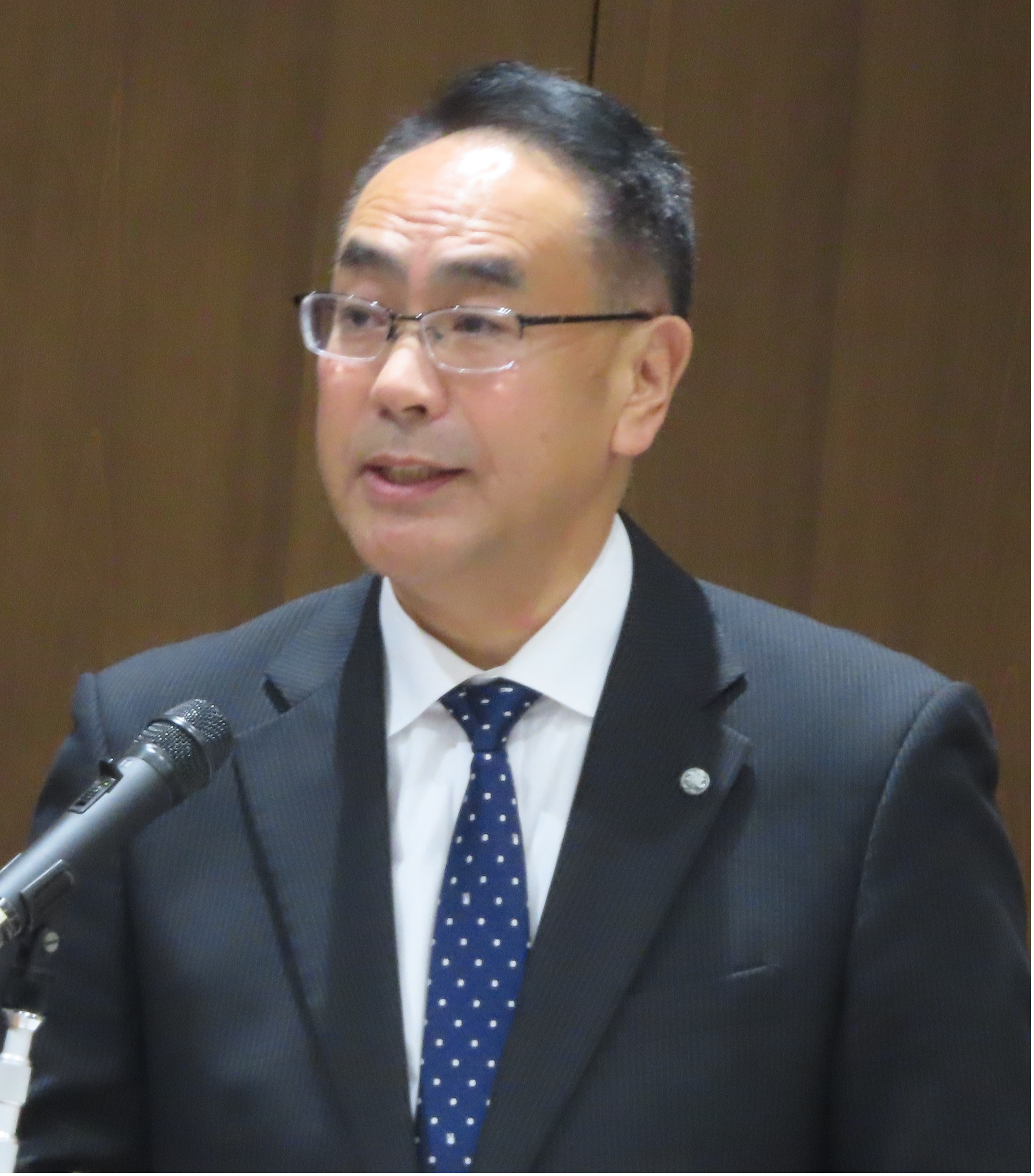 参事官