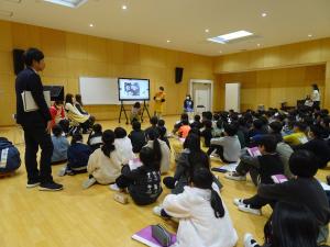 学校訪問のようす３