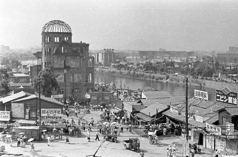 原爆ドーム周辺の様子（1955年）