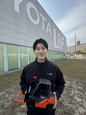 トヨタL＆F_敷田さん