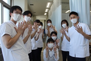 学生が看護の技をお見せします♪