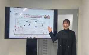 発表時のスライドと本人の写真