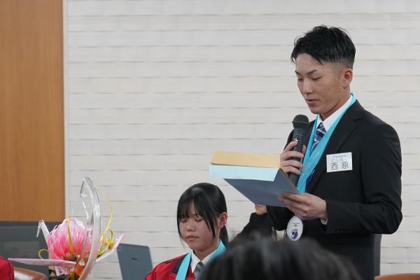 報告４