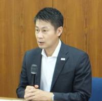 県知事